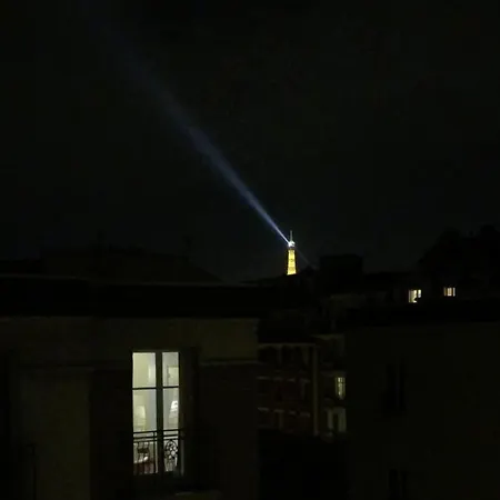 Apartamento Parisien Vue Sur Tour Eiffel